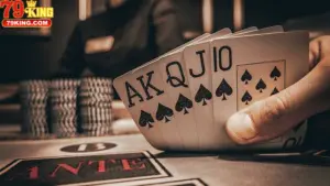 Định Nghĩa Và Thứ Hạng Của Thùng Phá Sảnh Poker Trong Poker